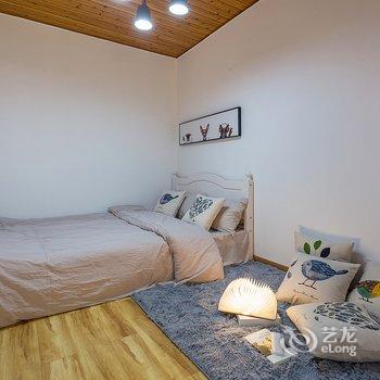 罗琴公寓(长江滨江路1号分店)酒店提供图片