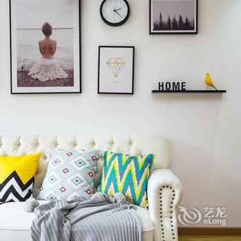 罗琴公寓(长江滨江路1号分店)酒店提供图片