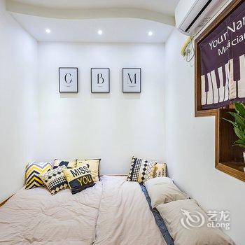 罗琴公寓(长江滨江路1号分店)酒店提供图片