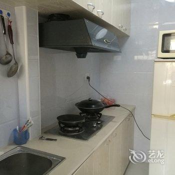 上海老旧小区里的干净小房间公寓(愚园路历史名人墙分店)酒店提供图片
