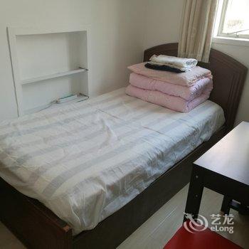 上海老旧小区里的干净小房间公寓(愚园路历史名人墙分店)酒店提供图片