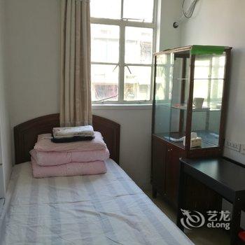 上海老旧小区里的干净小房间公寓(愚园路历史名人墙分店)酒店提供图片