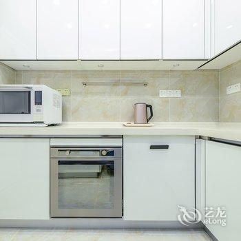 重庆解放碑博众民宿酒店提供图片