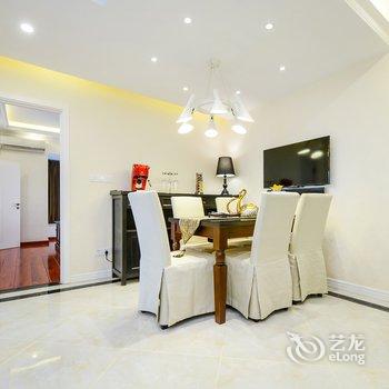 重庆解放碑博众民宿酒店提供图片