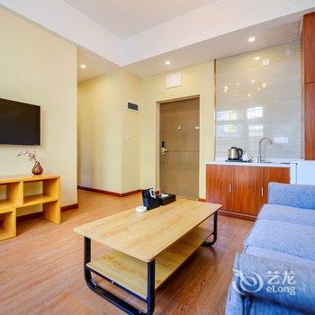 重庆斯维登服务公寓(悦来会展叠彩山)(阳光村分店)酒店提供图片