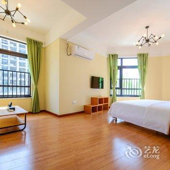 重庆斯维登服务公寓(悦来会展叠彩山)(阳光村分店)酒店提供图片
