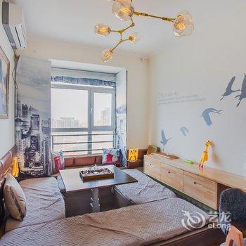 青岛山海天一色青岛印象公寓(武夷山路分店)酒店提供图片