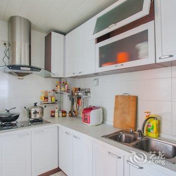 青岛山海天一色青岛印象公寓(武夷山路分店)酒店提供图片