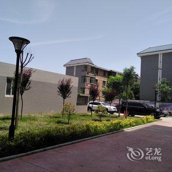 西安华清池爱琴海温泉旁雅舍公寓(秦唐大道分店)酒店提供图片