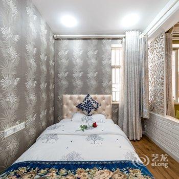 重庆QQM愉途小窝公寓(东水门分店)酒店提供图片