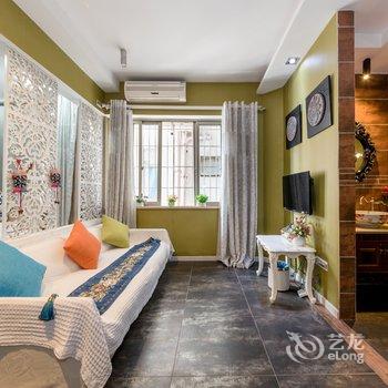 重庆QQM愉途小窝公寓(东水门分店)酒店提供图片