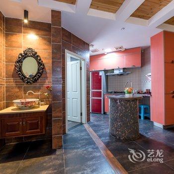 重庆QQM愉途小窝公寓(东水门分店)酒店提供图片