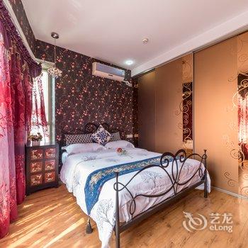 重庆QQM愉途小窝公寓(东水门分店)酒店提供图片