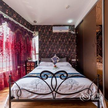 重庆QQM愉途小窝公寓(东水门分店)酒店提供图片