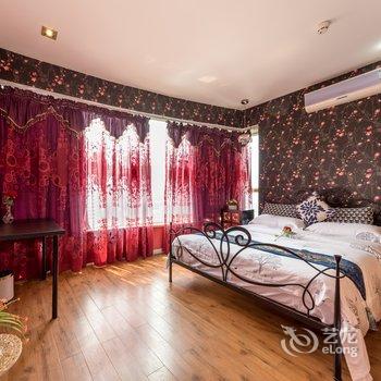 重庆QQM愉途小窝公寓(东水门分店)酒店提供图片