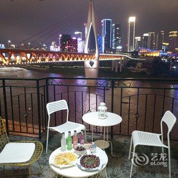 重庆江屿城江景民宿(7号店)酒店提供图片