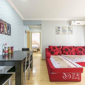 上海温馨宇杰龙民宿(3号店)酒店提供图片