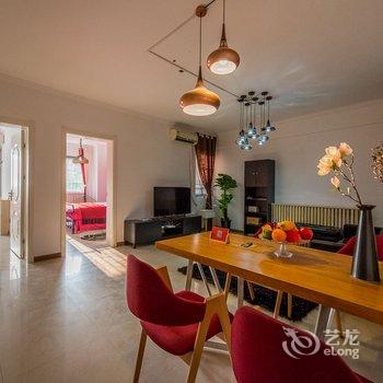 西安Locals路客·西安雁塔A17舍公寓(与西影路分店)酒店提供图片