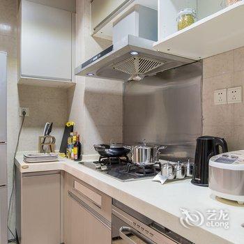 广州Locals路客·广州越秀A36舍公寓(广九铁路纪念园分店)酒店提供图片