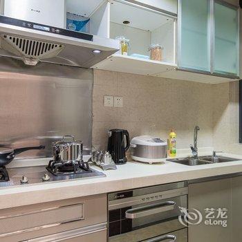 广州Locals路客·广州越秀A36舍公寓(广九铁路纪念园分店)酒店提供图片