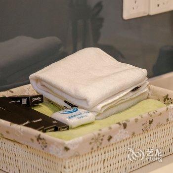 成都娜莎小屋公寓(全年红红木艺术馆分店)酒店提供图片