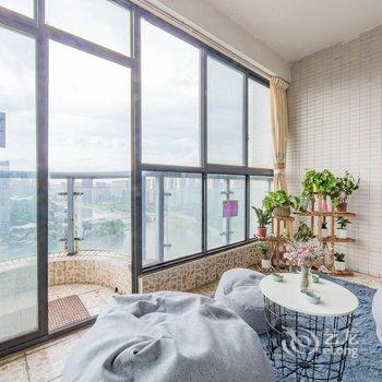 成都黑色的光公寓(勤俭村分店)酒店提供图片