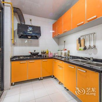 成都黑色的光公寓(勤俭村分店)酒店提供图片