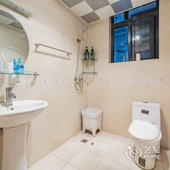 成都黑色的光公寓(勤俭村分店)酒店提供图片