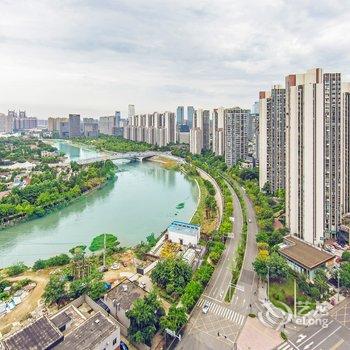 成都黑色的光公寓(勤俭村分店)酒店提供图片