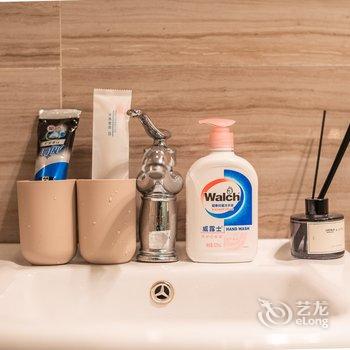 重庆Locals路客·重庆南岸A33舍公寓(长江村分店)酒店提供图片