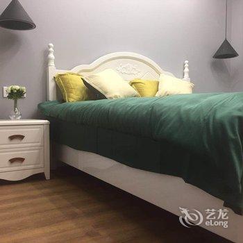 西安vivi家城市生活民宿(大雁塔村分店)酒店提供图片