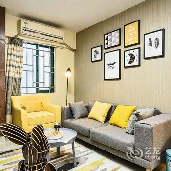 广州Locals路客·广州荔湾A09舍公寓(宝华正中约街分店)酒店提供图片