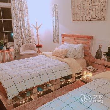 上海热栈服装设计师民宿客栈之家(罗家村分店)酒店提供图片