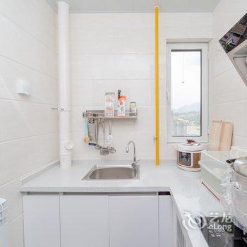 青岛西海岸一生平安公寓(两河村分店)酒店提供图片