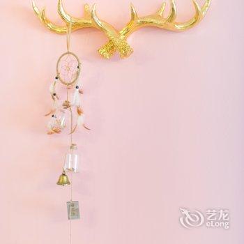 重庆梧栖公寓(中国历史文化名街雕塑分店)酒店提供图片