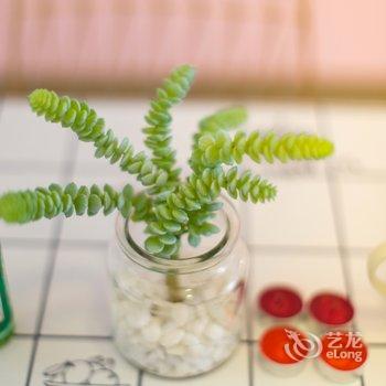 重庆梧栖公寓(中国历史文化名街雕塑分店)酒店提供图片