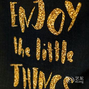 重庆梧栖公寓(中国历史文化名街雕塑分店)酒店提供图片