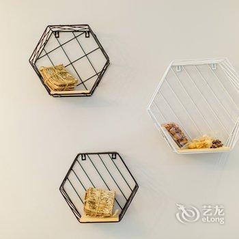 重庆梧栖公寓(中国历史文化名街雕塑分店)酒店提供图片