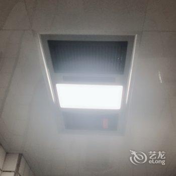 重庆薇疯徐徐徐公寓(美心洋人街-观光索道分店)酒店提供图片