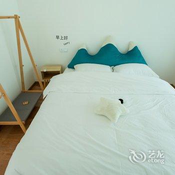 重庆梧栖公寓(中国历史文化名街雕塑分店)酒店提供图片