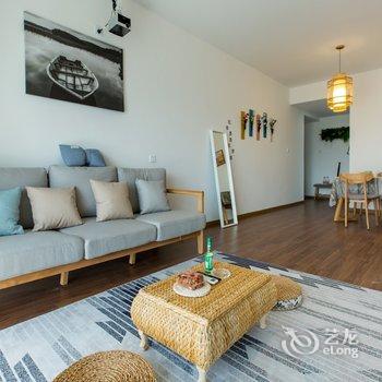 重庆梧栖公寓(中国历史文化名街雕塑分店)酒店提供图片