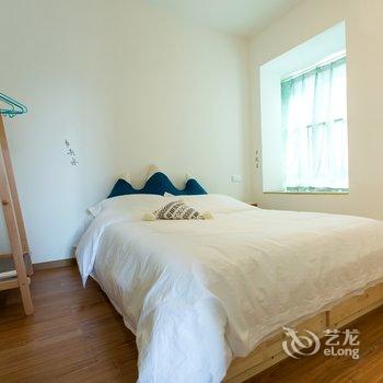 重庆梧栖公寓(中国历史文化名街雕塑分店)酒店提供图片