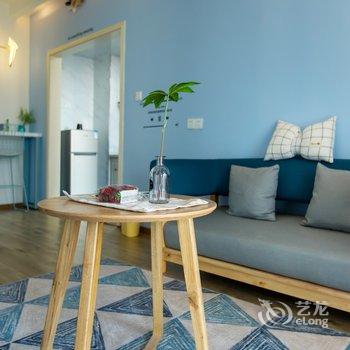 重庆梧栖公寓(中国历史文化名街雕塑分店)酒店提供图片