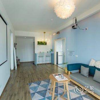 重庆梧栖公寓(中国历史文化名街雕塑分店)酒店提供图片