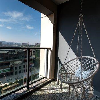 重庆梧栖公寓(中国历史文化名街雕塑分店)酒店提供图片