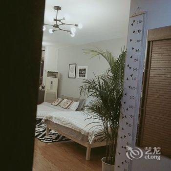 重庆南岸『原住』民宿(和平路分店)酒店提供图片