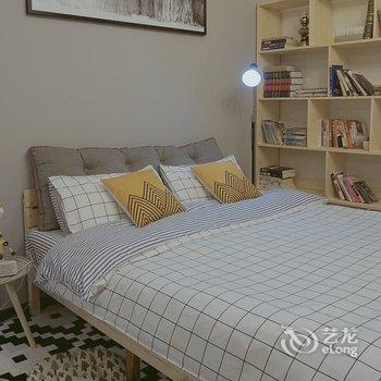 重庆南岸『原住』民宿(和平路分店)酒店提供图片