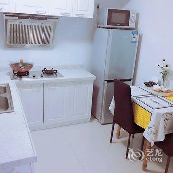 童童要努力公寓(上海水霞公园店)酒店提供图片
