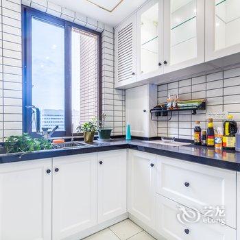 西安vivi家城市生活民宿(大雁塔村分店)酒店提供图片