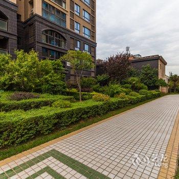 西安vivi家城市生活民宿(大雁塔村分店)酒店提供图片